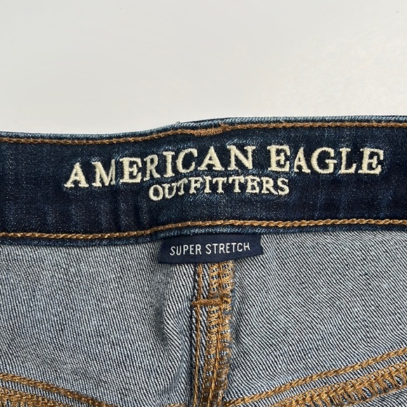 AMERICAN EAGLE Super Stretch Shortie Jean Shorts - Picture 5 of 9